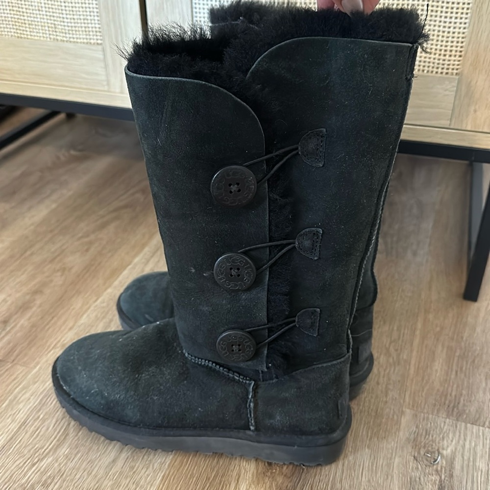 UGG boots. Button. Size 8 women black